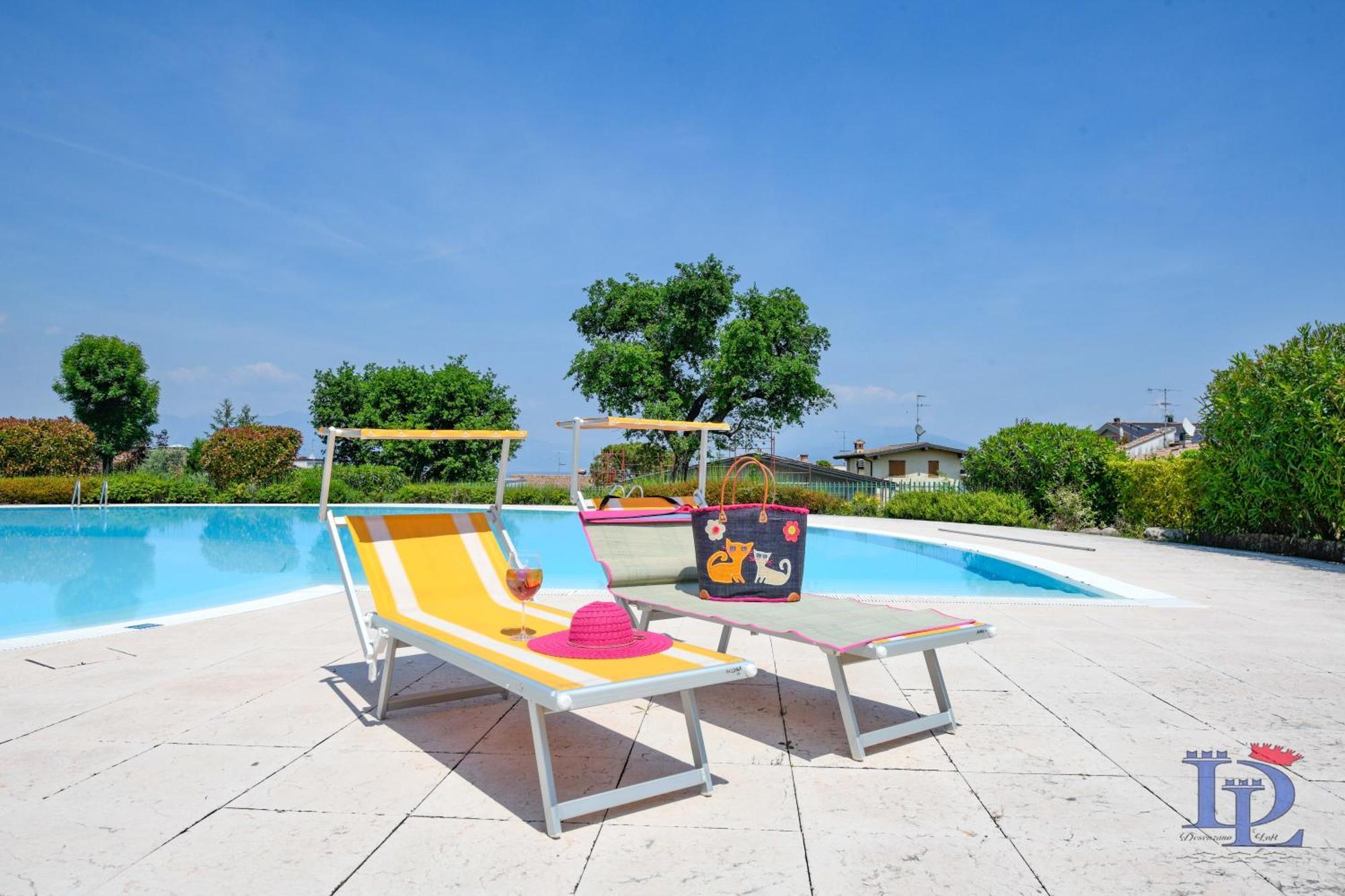 Desenzanoloft Official Partner Marriott Homes & Villas -Butterfly And 5 Pools Family Apartment Desenzano del Garda Exterior photo